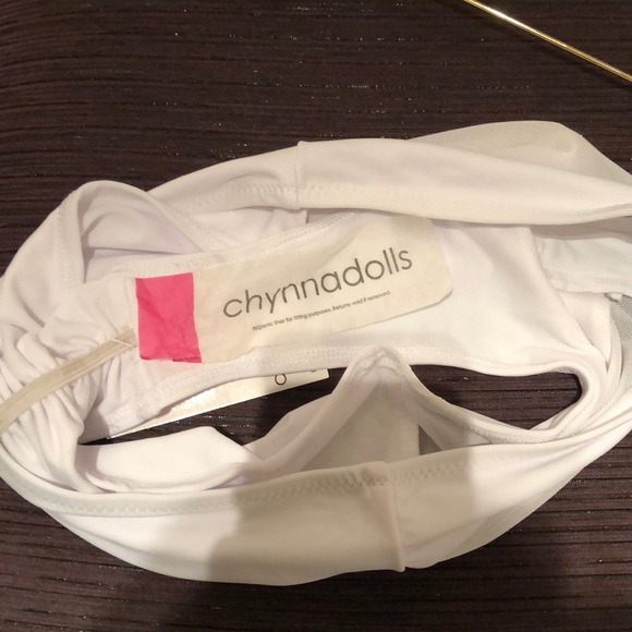 White two piece swimsuit NWT - Picture 7 of 7